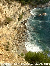 calanque des Pierres Tombées