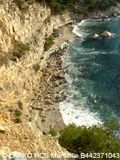 calanque des Pierres Tombes